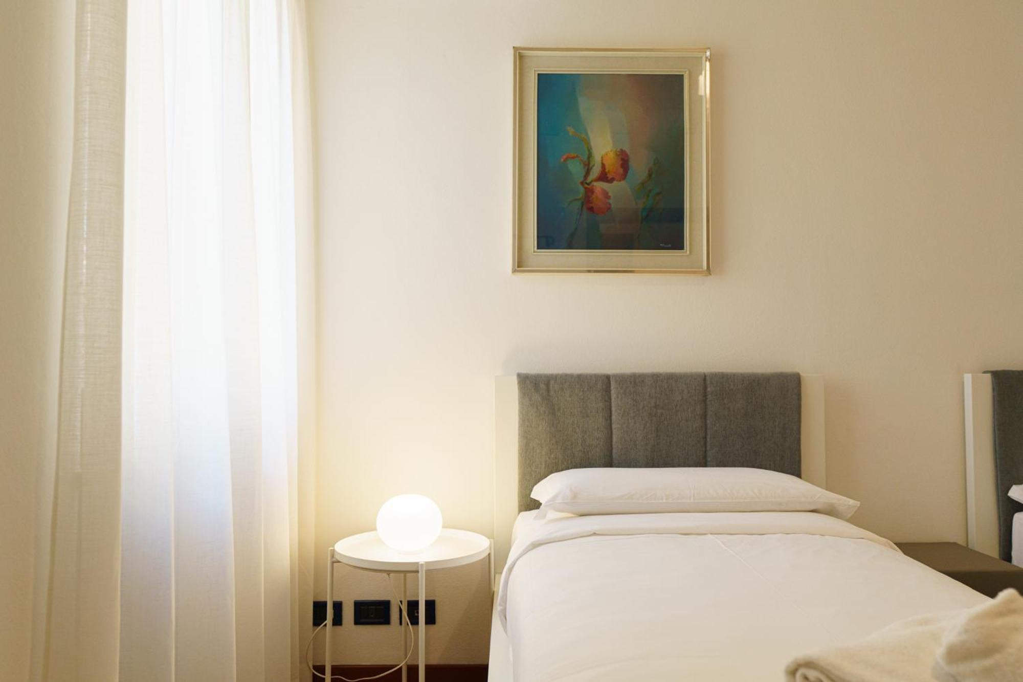 Domus Verona - Residenza Marconi מראה חיצוני תמונה